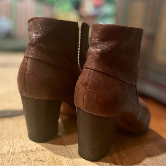 Cole Hann Nike Air leather zip up booties - Picture 3 of 7